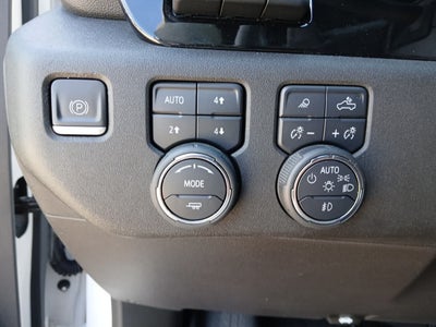 2023 Chevrolet Silverado 1500 4WD Crew Cab Short Bed High Country