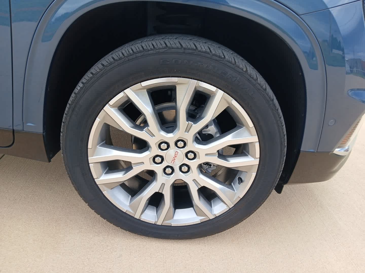 2026 GMC Acadia Denali AWD