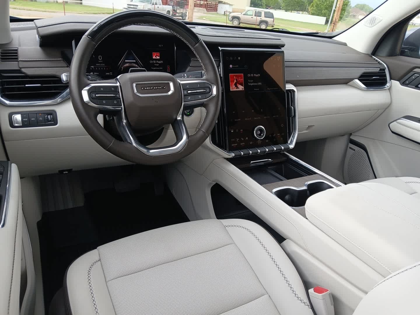2026 GMC Acadia Denali AWD