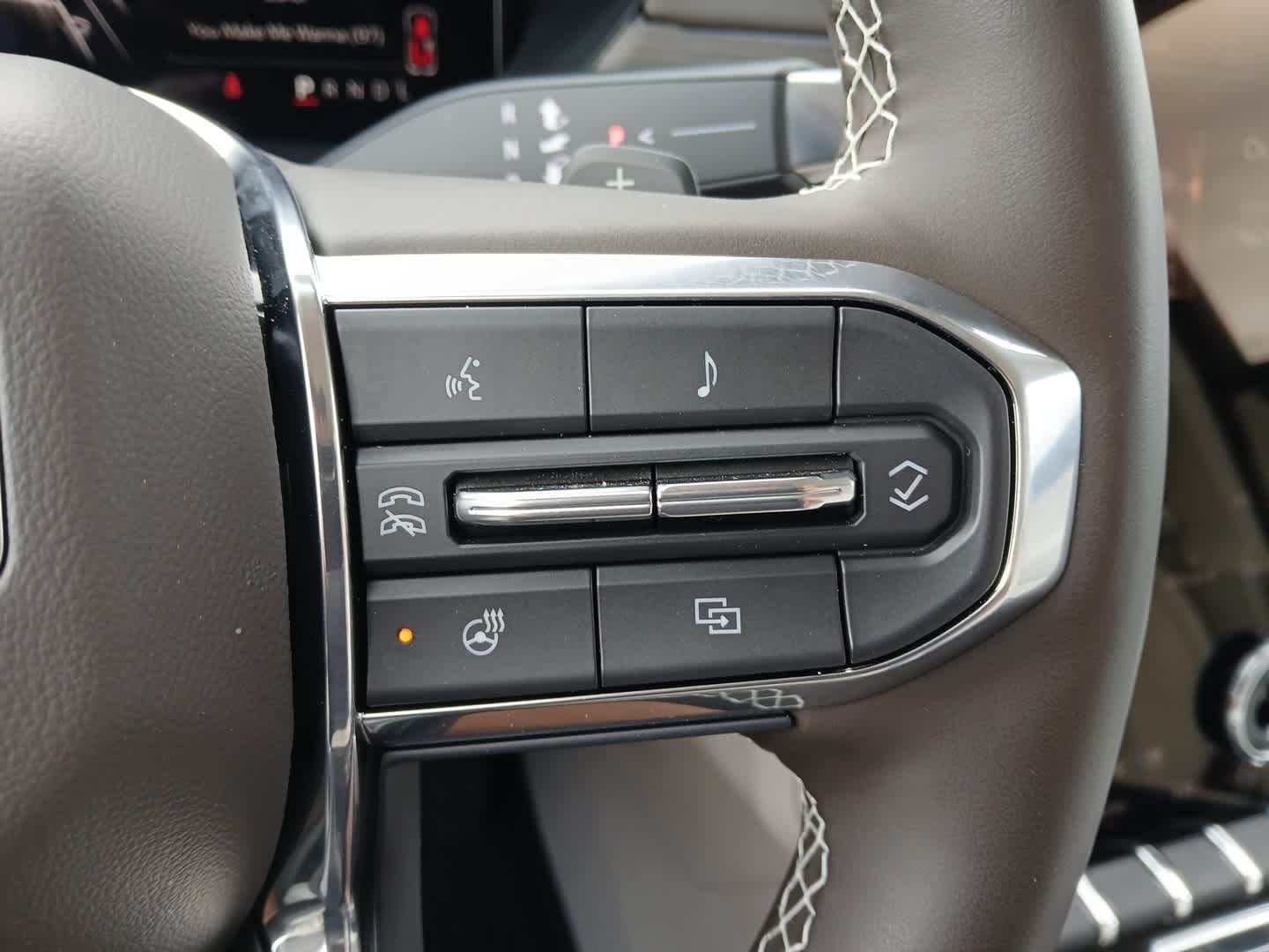 2026 GMC Acadia Denali AWD