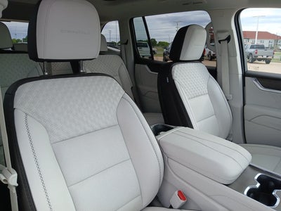 2026 GMC Acadia Denali AWD