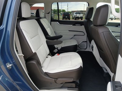 2026 GMC Acadia Denali AWD
