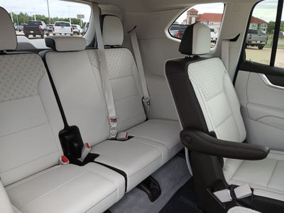 2026 GMC Acadia Denali AWD