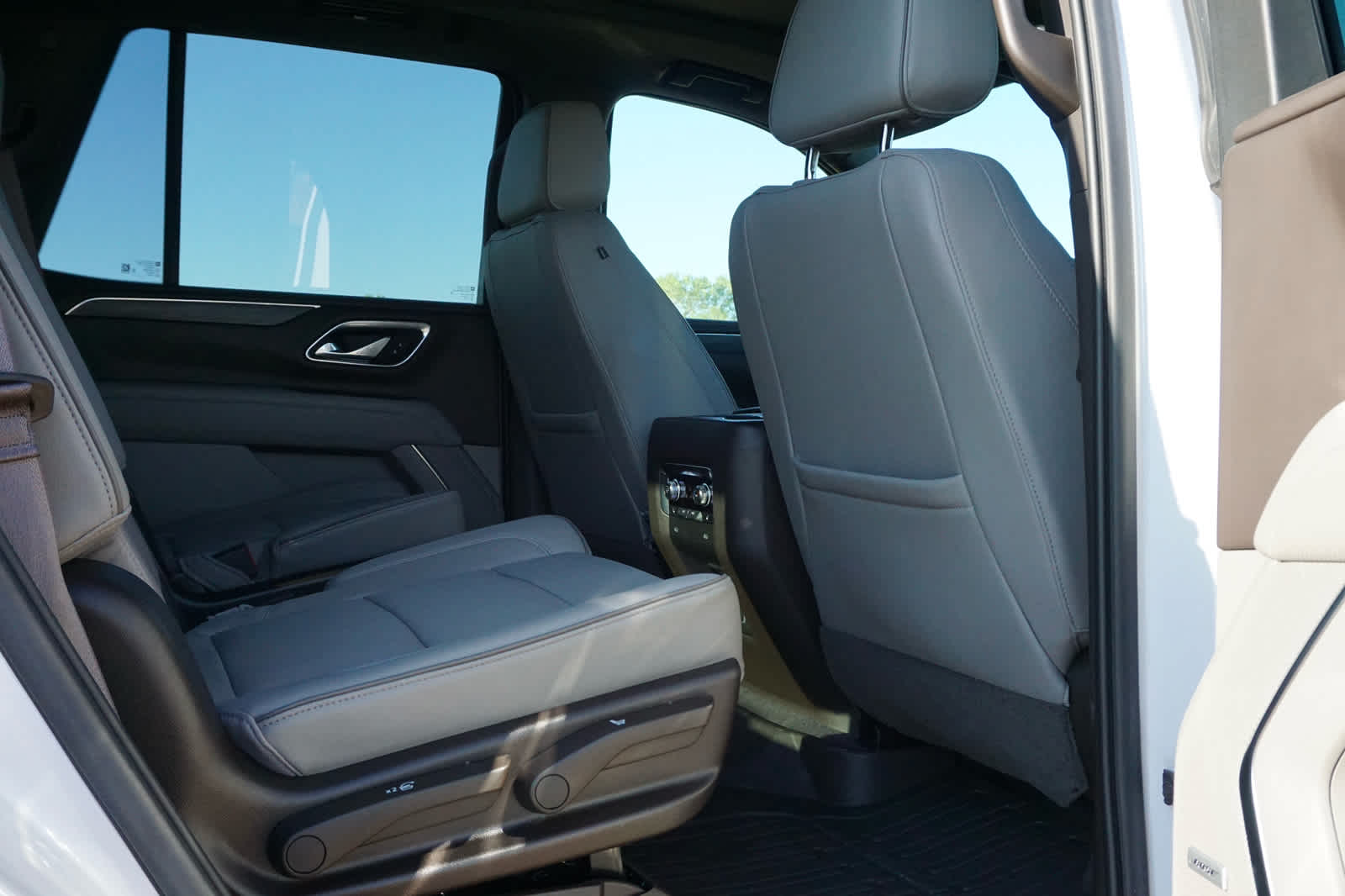 2021 GMC Yukon 4WD SLT