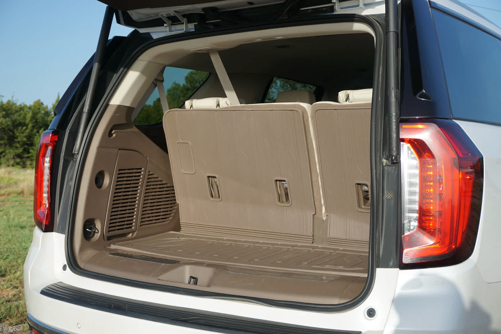 2024 GMC Yukon 4WD Denali