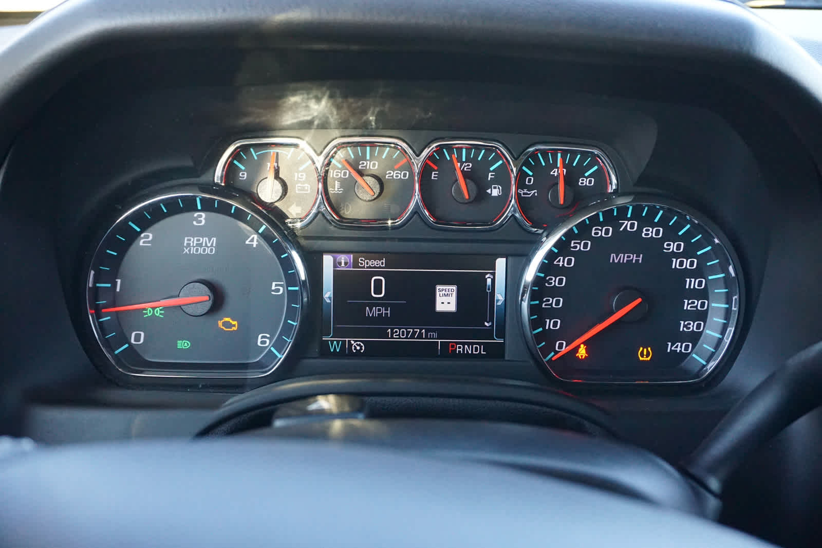 2020 Chevrolet Suburban 4WD LT