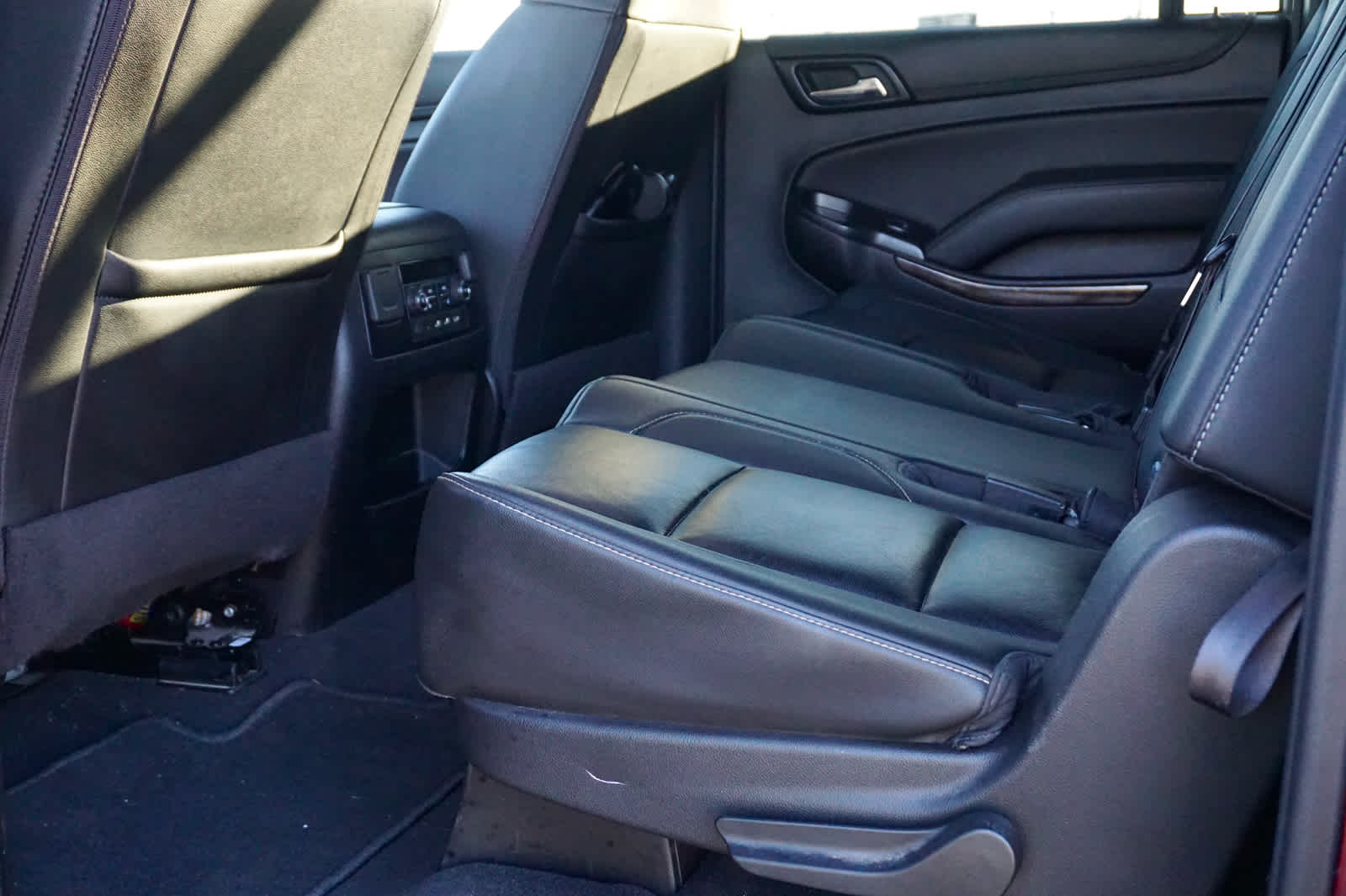 2020 Chevrolet Suburban 4WD LT