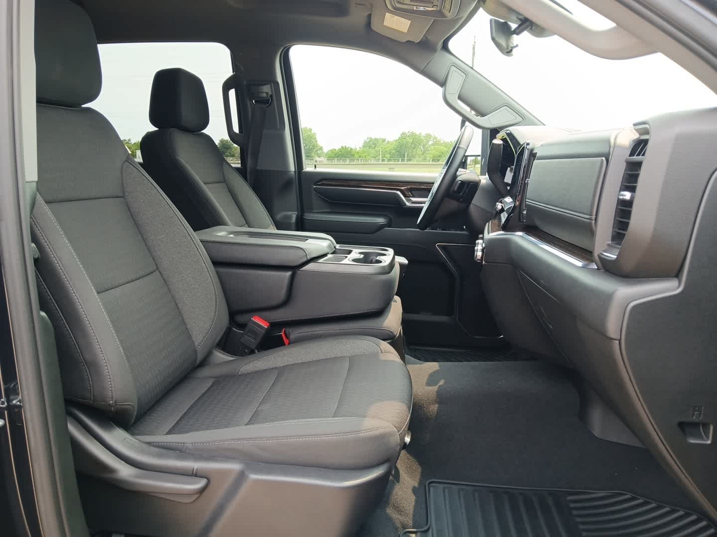 2024 GMC Sierra 2500HD 4WD Crew Cab Standard Bed SLE