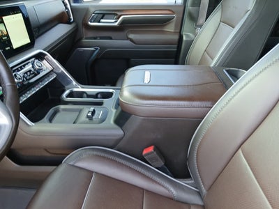 2024 GMC Sierra 2500HD 4WD Crew Cab Standard Bed Denali