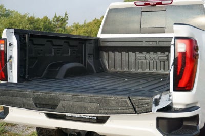 2025 GMC Sierra 2500HD 4WD Crew Cab Standard Bed Denali