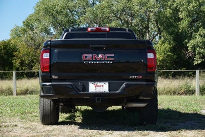 2025 GMC Canyon 4WD AT4