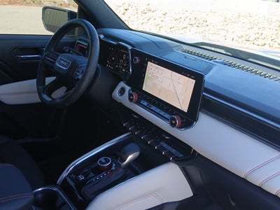 2023 GMC Canyon 4WD Crew Cab Short Box AT4X