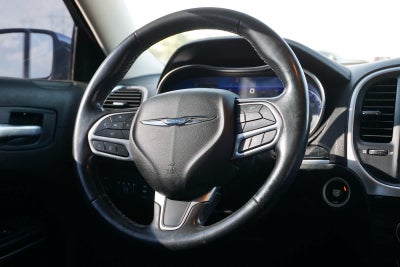 2019 Chrysler 300 Touring