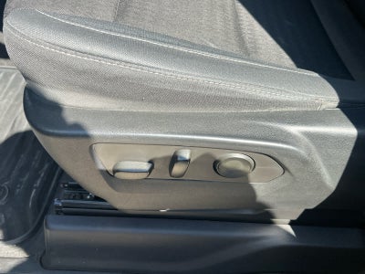 2024 Chevrolet Silverado 2500HD 4WD Crew Cab Standard Bed Custom