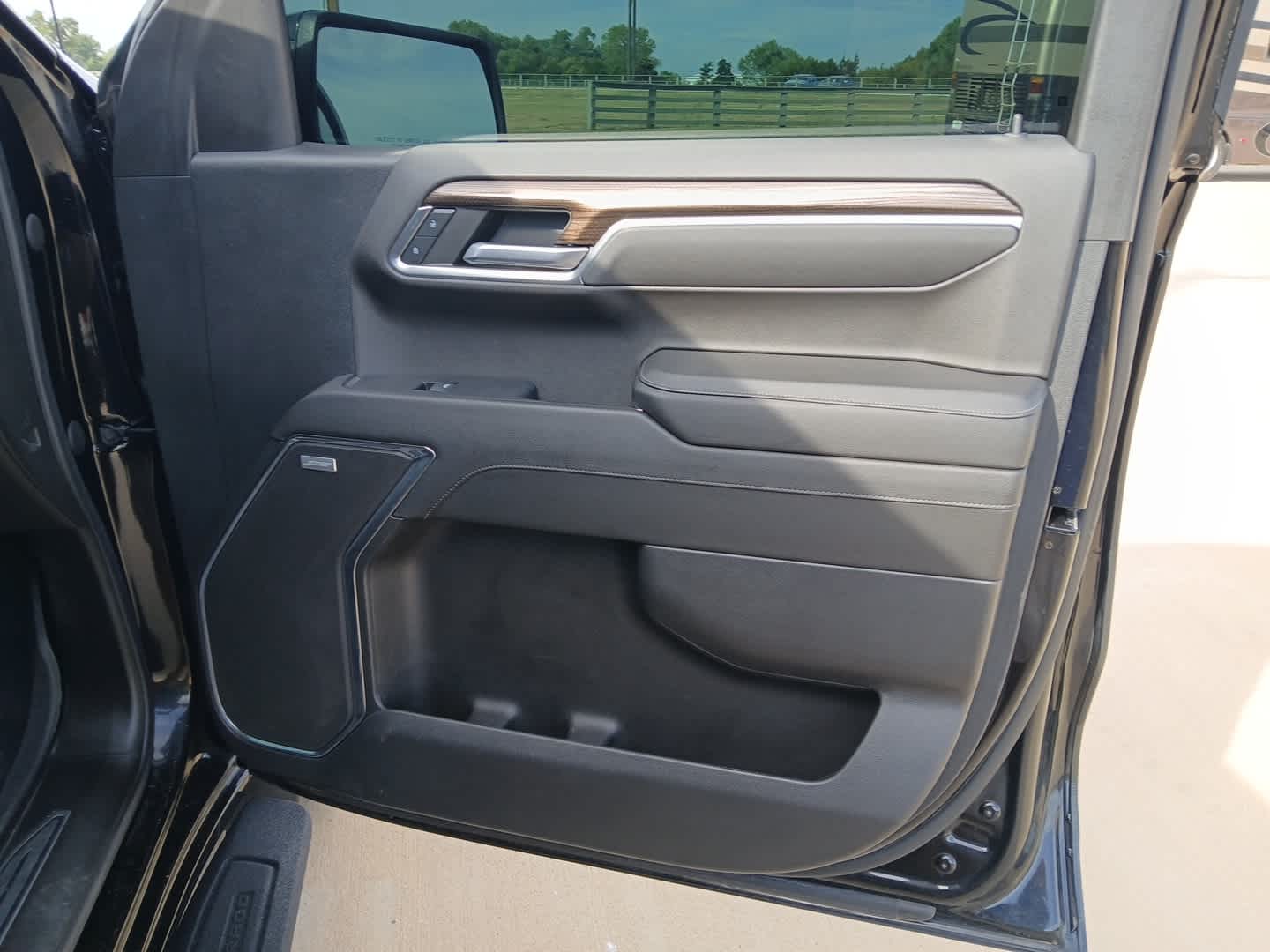 2023 Chevrolet Silverado 1500 4WD Crew Cab Short Bed RST