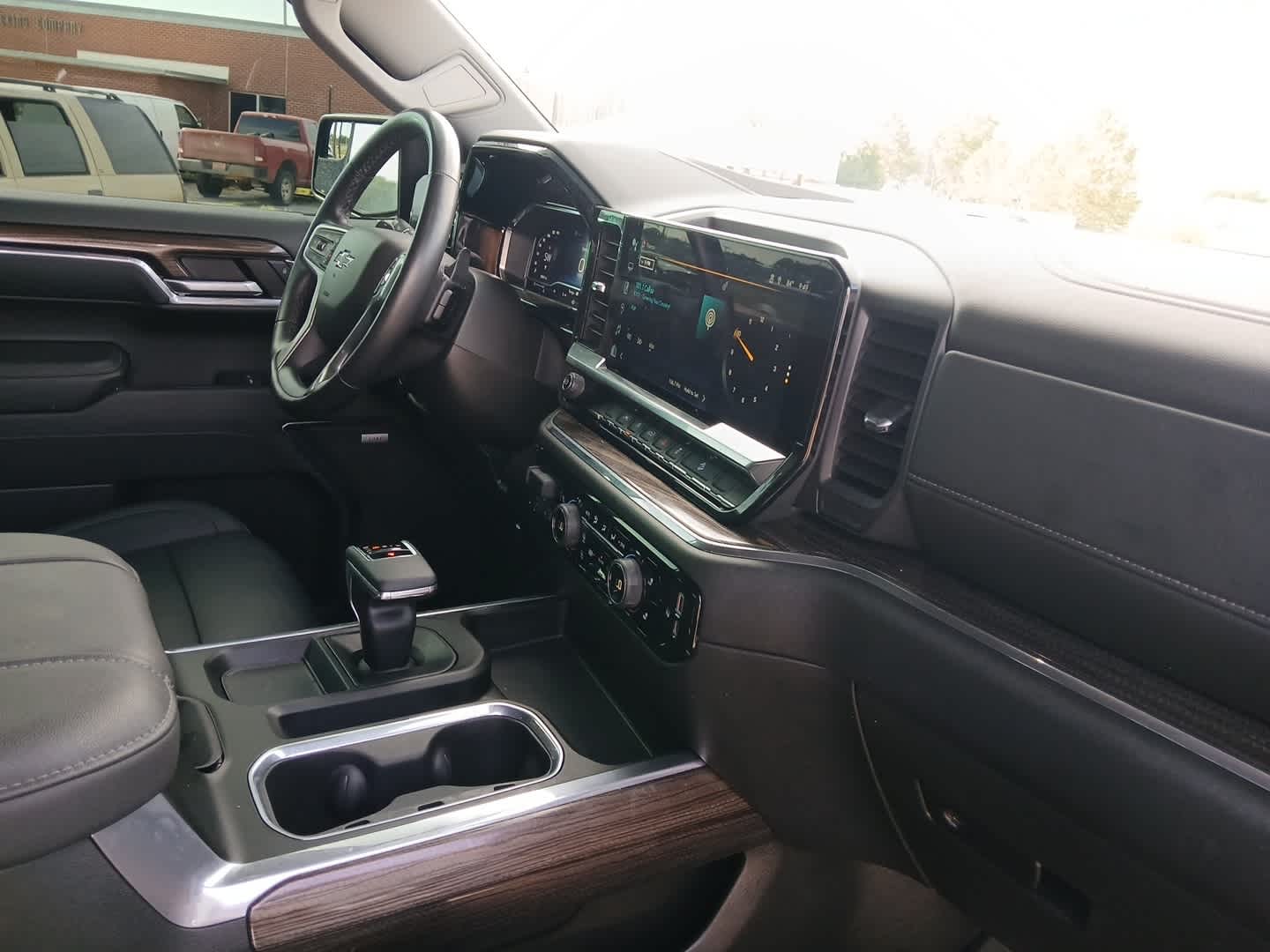 2023 Chevrolet Silverado 1500 4WD Crew Cab Short Bed RST