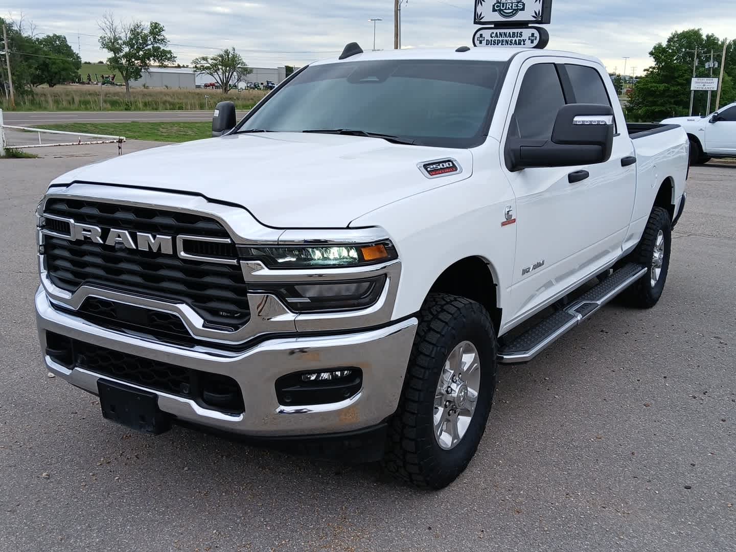 2025 RAM Ram 2500 Big Horn Crew Cab 4x4 6'4' Box