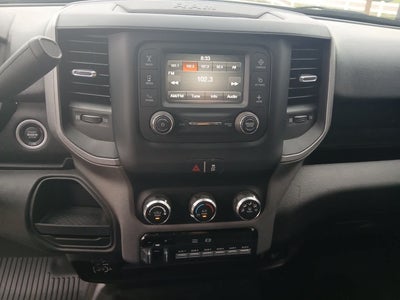 2024 RAM 3500 Tradesman Regular Cab 4x4 8' Box