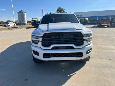 2025 RAM 3500 Big Horn Crew Cab 4x4 8' Box