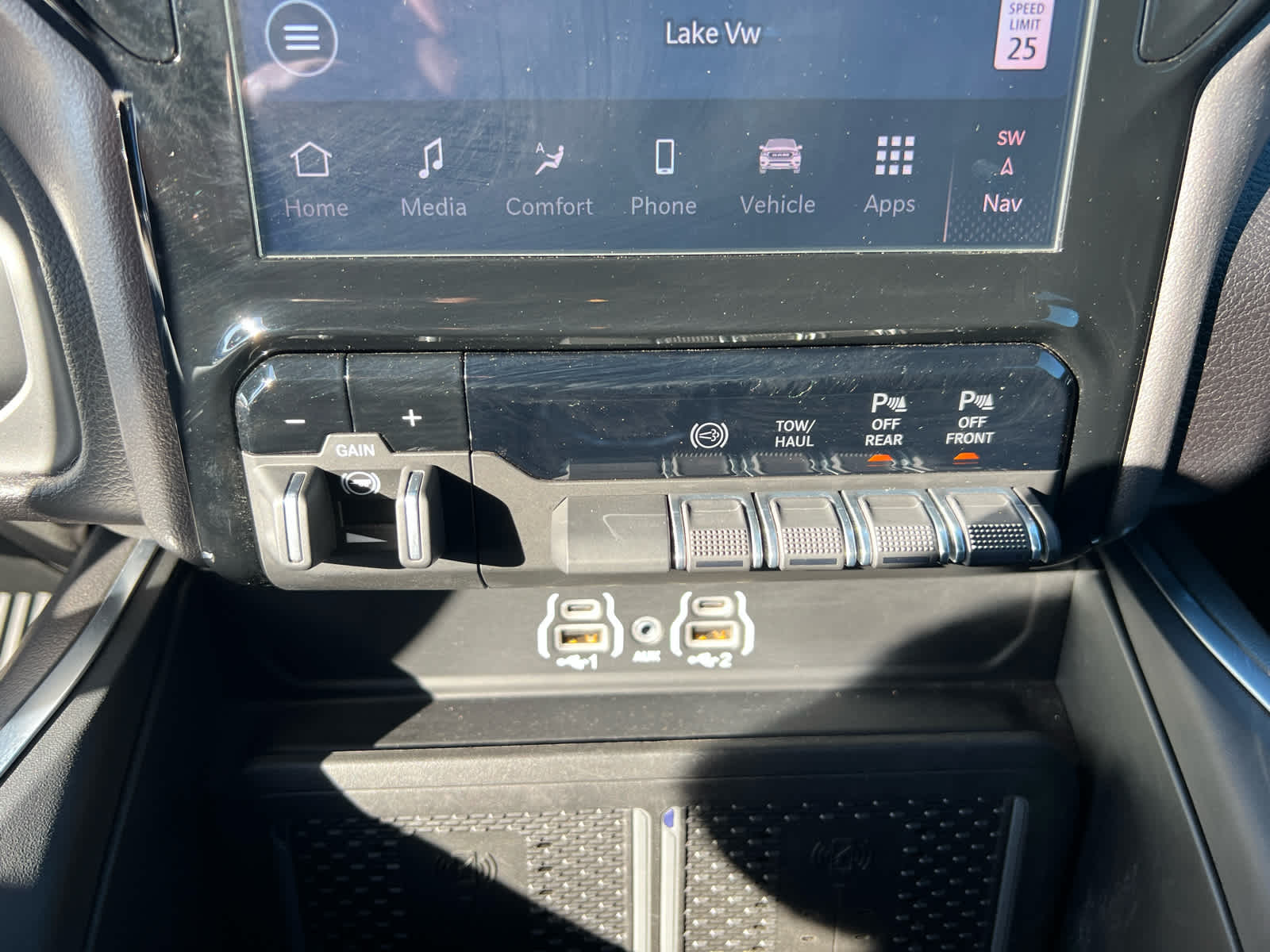 2025 RAM 3500 Big Horn Crew Cab 4x4 8' Box