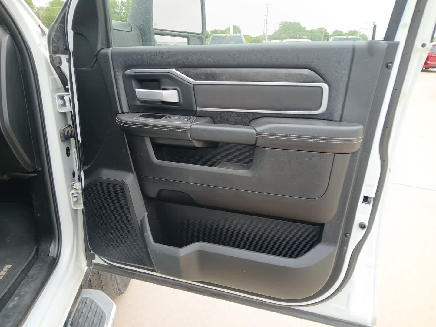 2024 RAM Ram 2500 Big Horn Crew Cab 4x4 6'4' Box