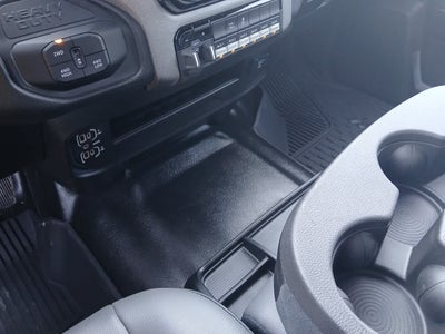 2025 RAM 3500 Tradesman Crew Cab 4x4 8' Box