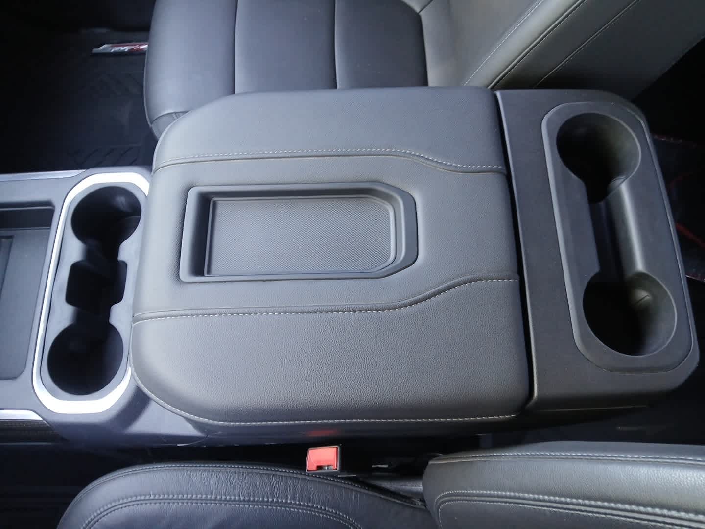 2020 Chevrolet Silverado 1500 4WD Crew Cab Short Bed RST