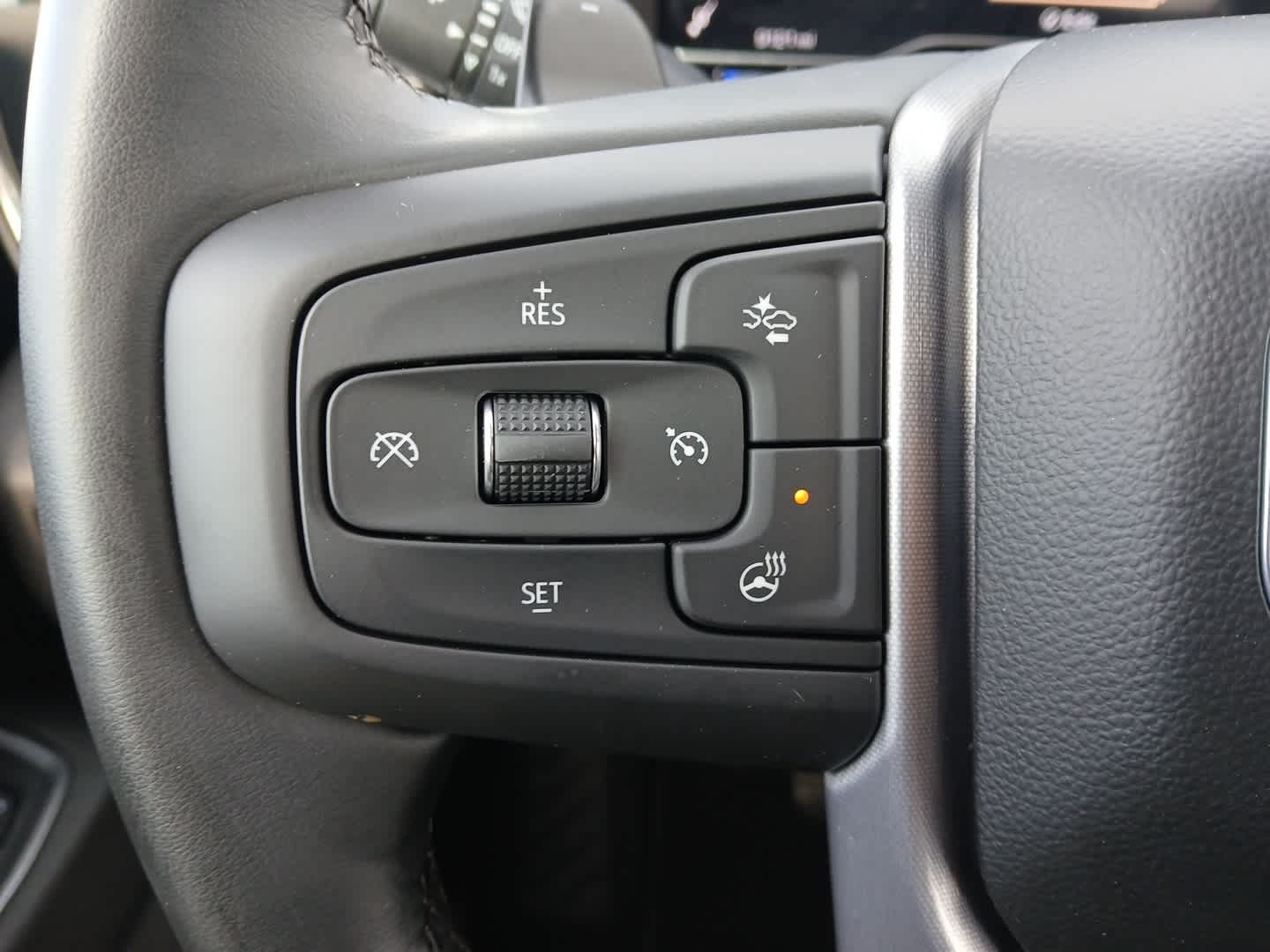2024 GMC Sierra 1500 4WD Crew Cab Short Box SLT