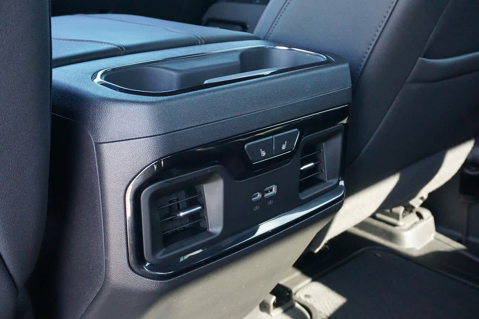 2026 GMC Sierra 1500 Crew Cab, Standard Bed, AT4, 4WD