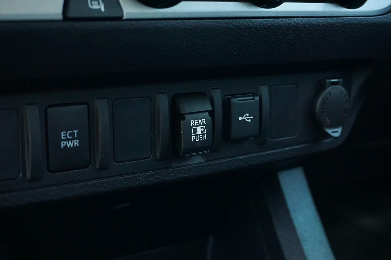 2021 Toyota Tacoma 2WD SR5