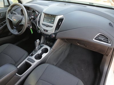 2017 Chevrolet Cruze LS