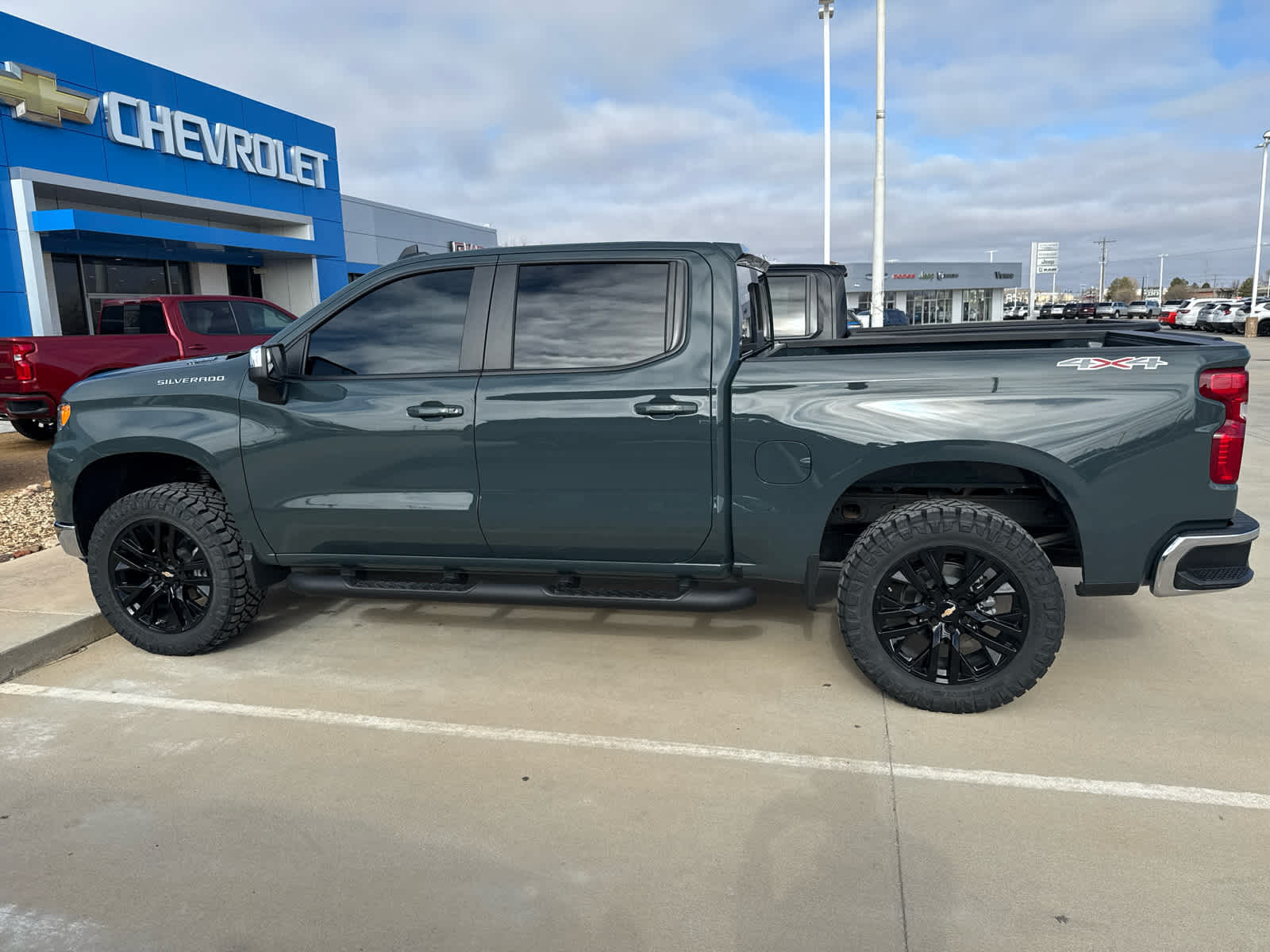 2025 Chevrolet Silverado 1500 LT