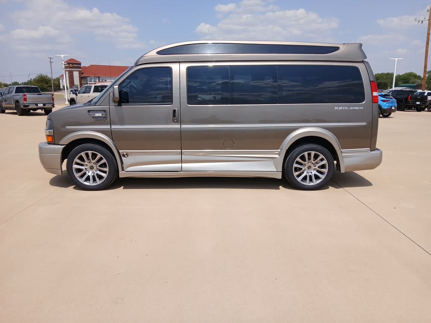 2021 Chevrolet Express Cargo 2500 Base
