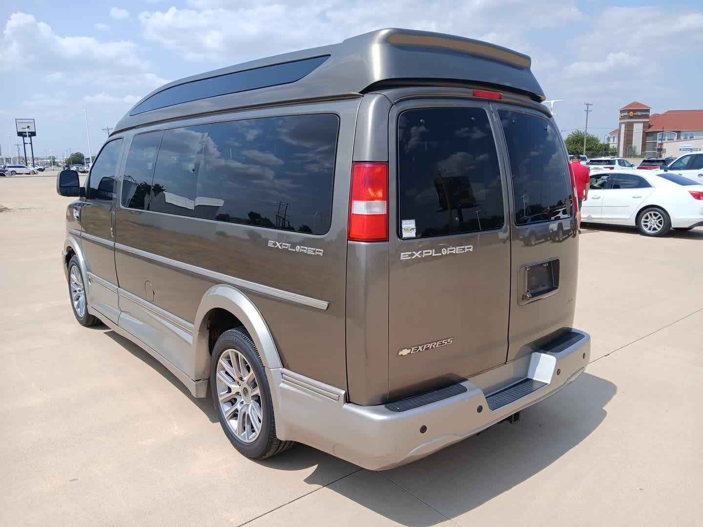 2021 Chevrolet Express Cargo 2500 Base