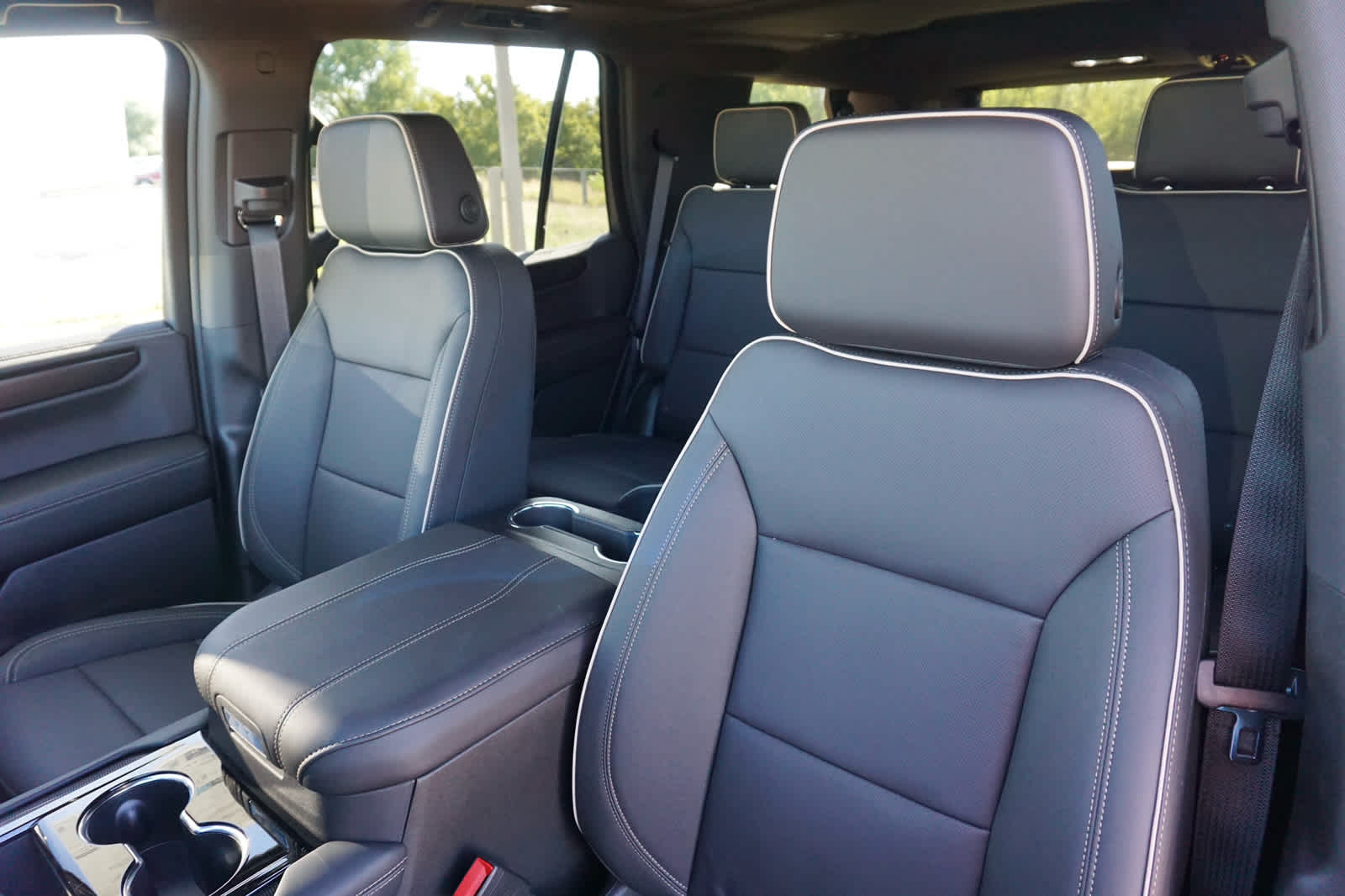 2027 GMC Yukon Elevation