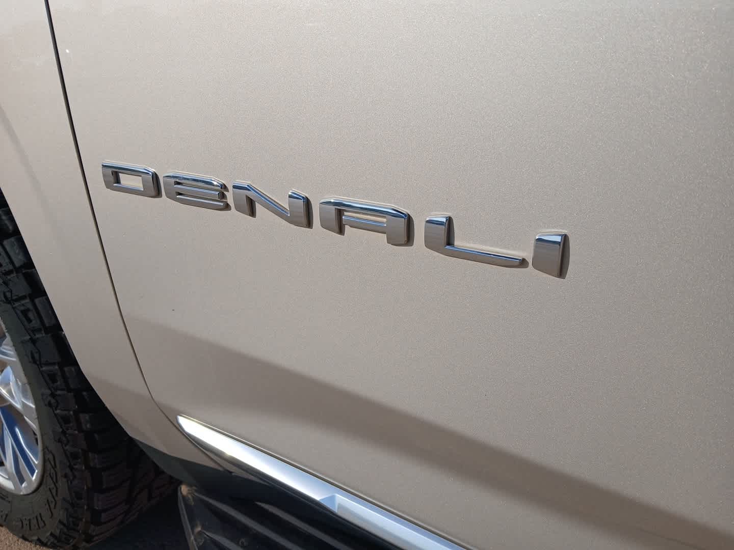 2022 GMC Yukon Denali