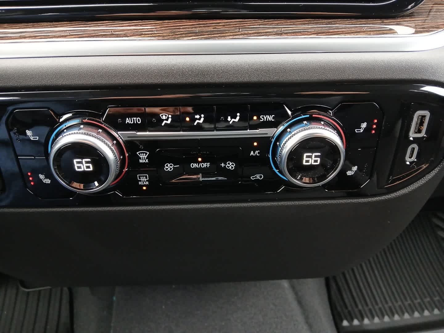 2026 GMC Sierra 2500HD SLE