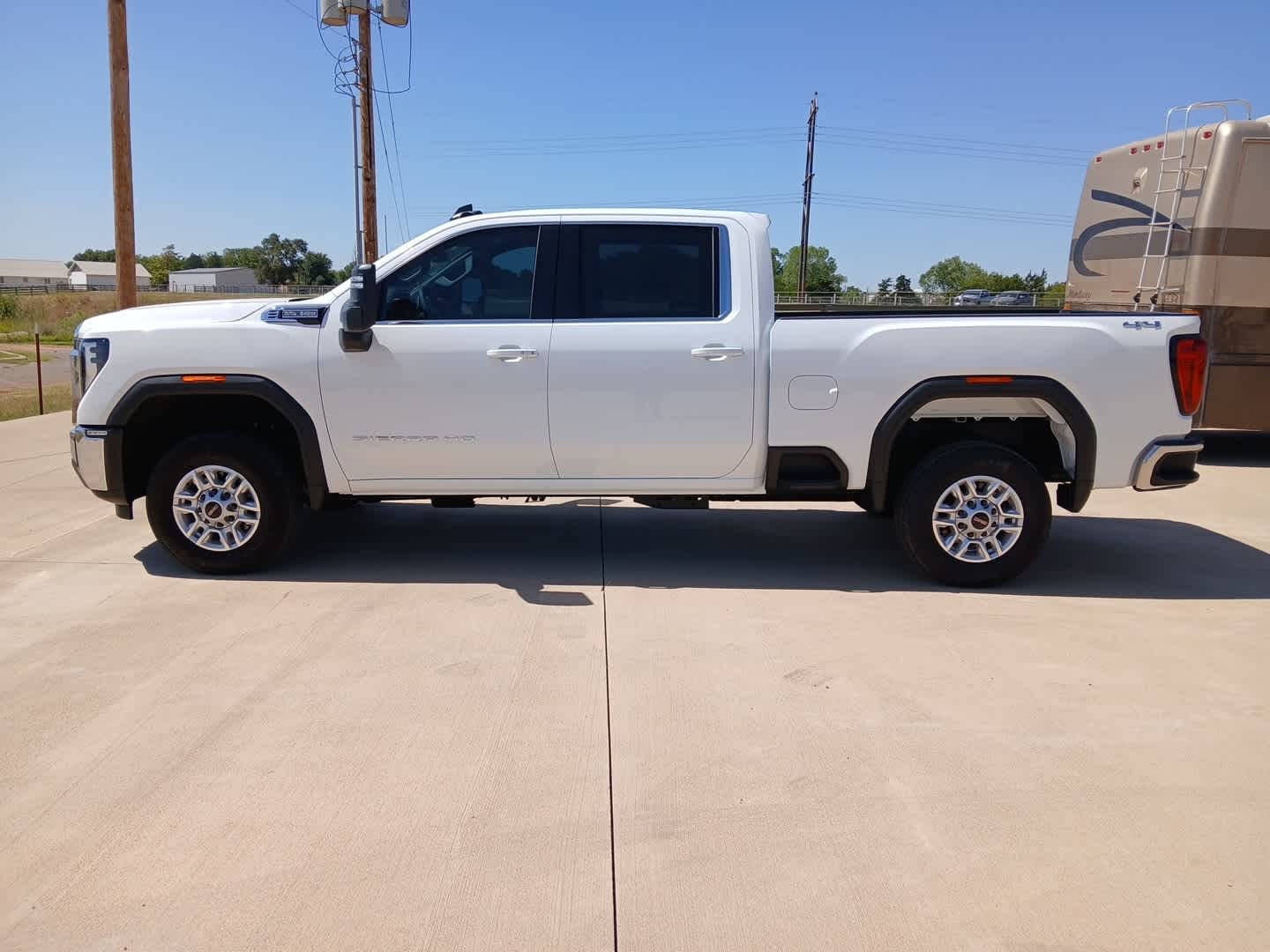 2026 GMC Sierra 2500HD SLE