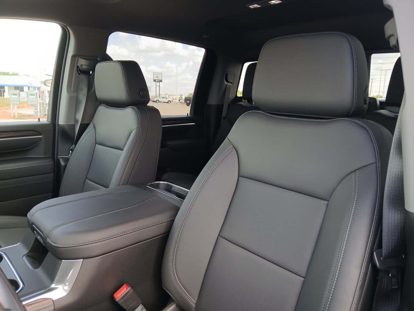 2026 GMC Sierra 2500HD SLT