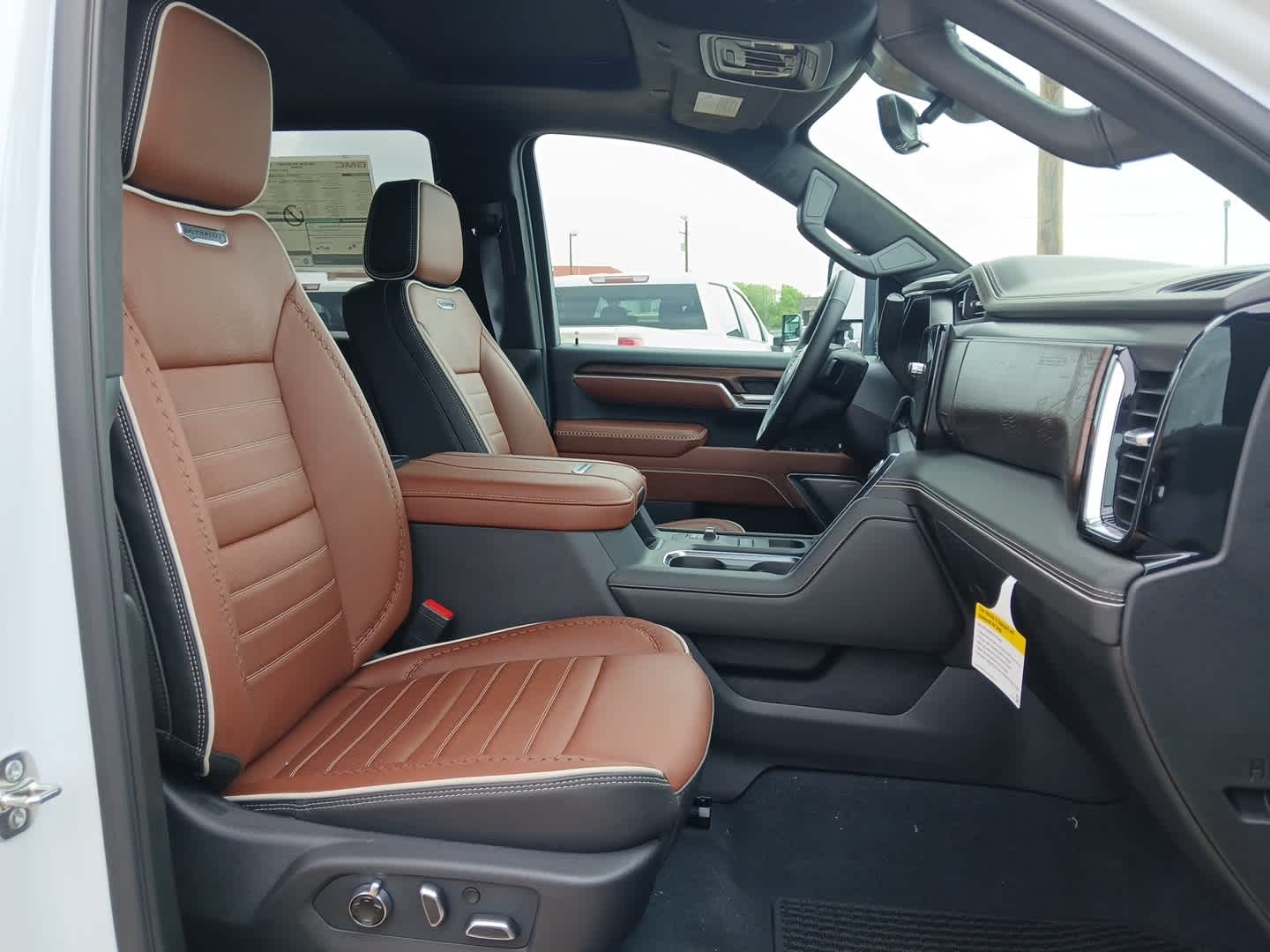 2026 GMC Sierra 3500HD Denali Ultimate DRW