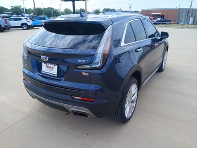 2022 Cadillac XT4 Premium Luxury