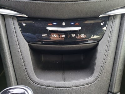 2025 Cadillac XT6 Luxury