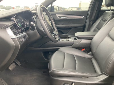 2025 Cadillac XT6 Luxury