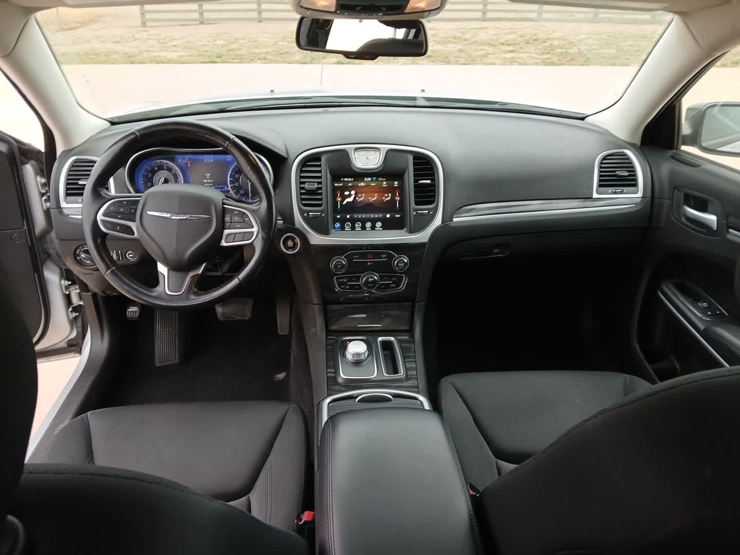 2022 Chrysler 300 Touring