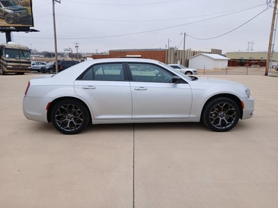 2022 Chrysler 300 Touring