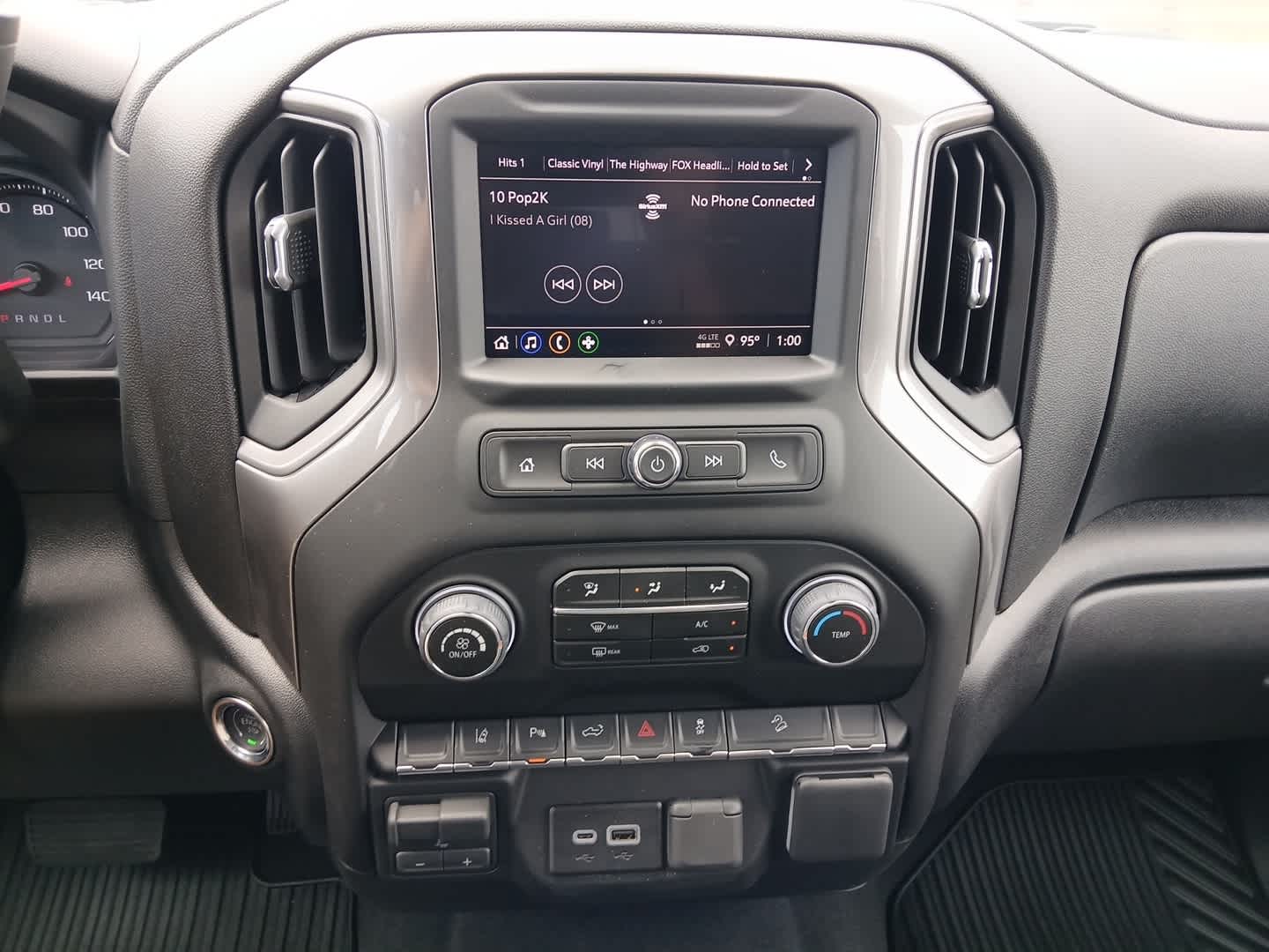 2026 Chevrolet Silverado 2500HD Custom
