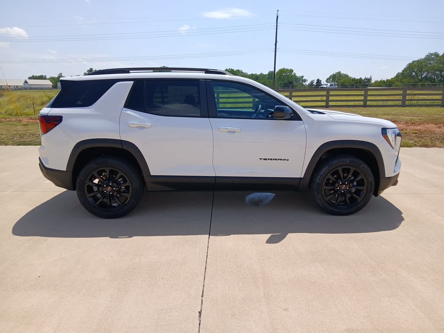 2027 GMC Terrain FWD Elevation