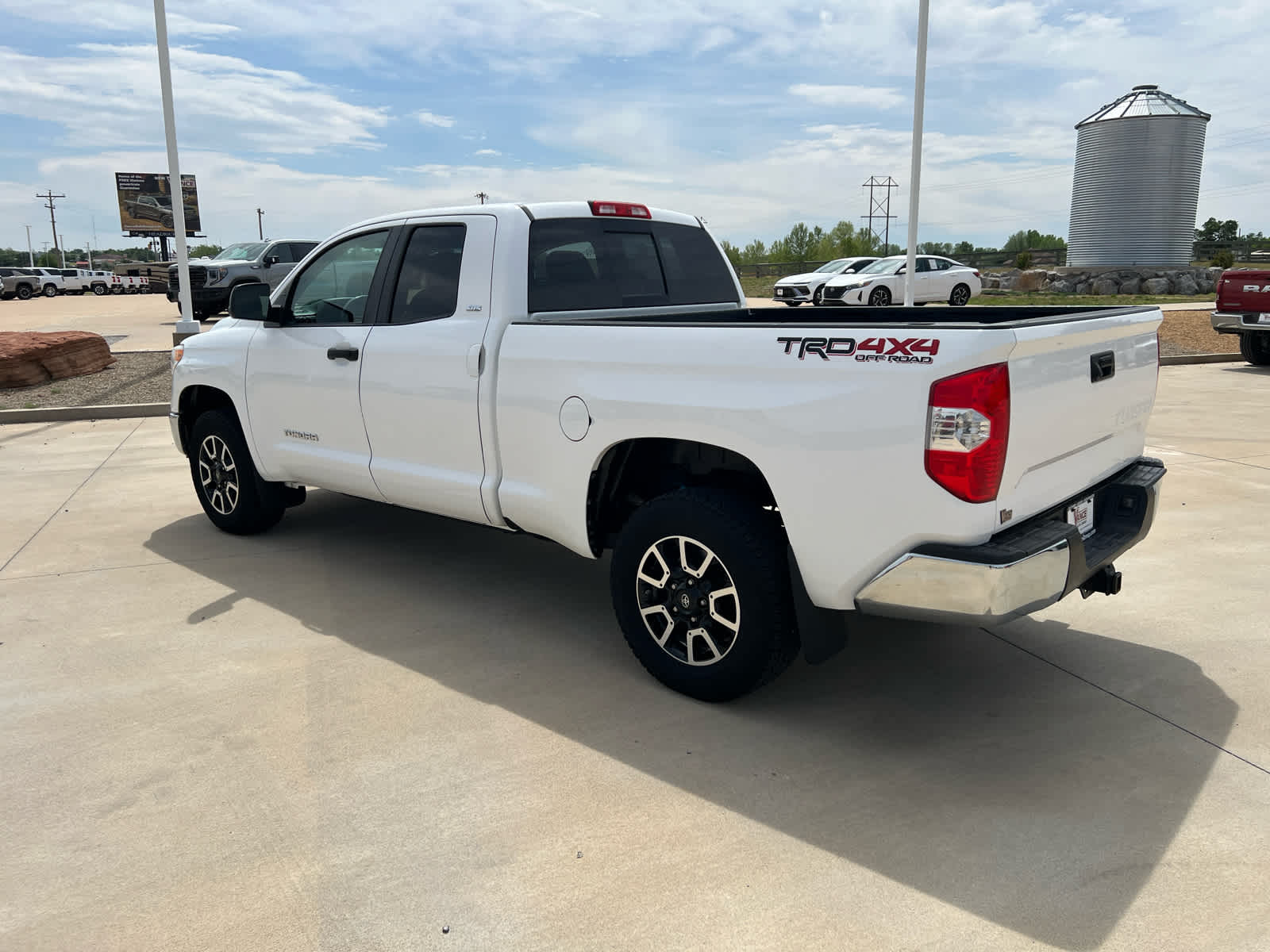 2016 Toyota Tundra 4WD Truck SR
