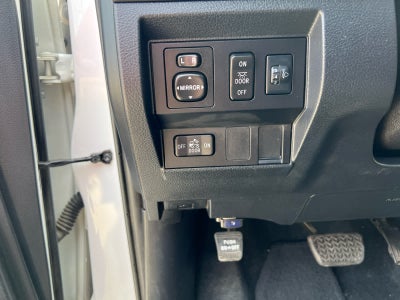 2016 Toyota Tundra 4WD Truck SR