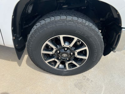 2016 Toyota Tundra 4WD Truck SR